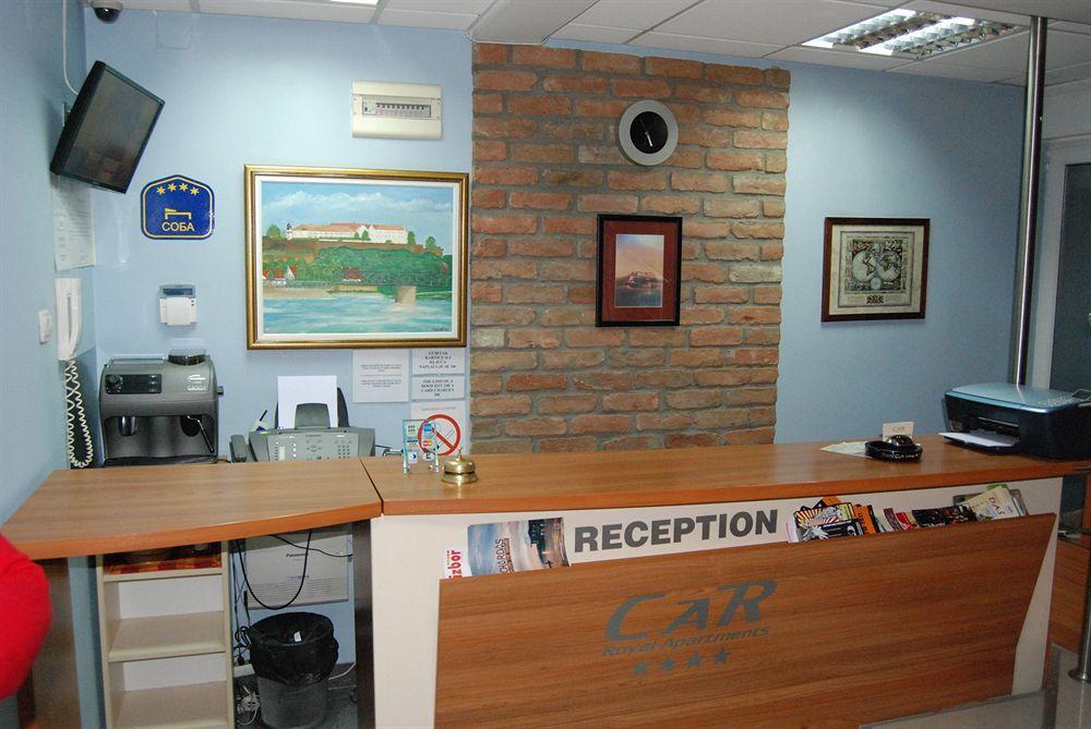 Car Royal Apartments And Rooms Novi Sad Kamer foto